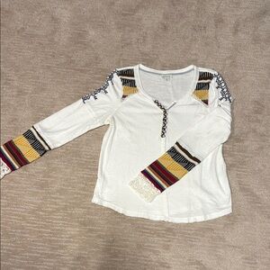 Subdance White and Multicolor Patterned Top
